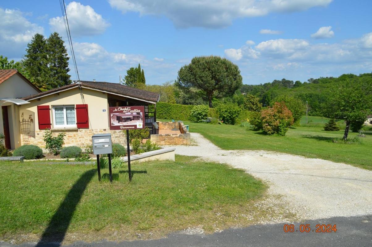 Le Chalet Des Contries Bed and Breakfast Sarlat Esterno foto